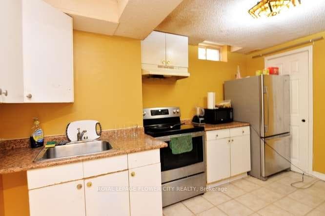 3388 Crimson King Circle photo 39