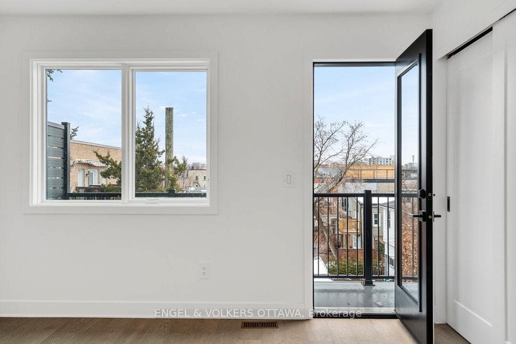 71 Parent Avenue photo 32