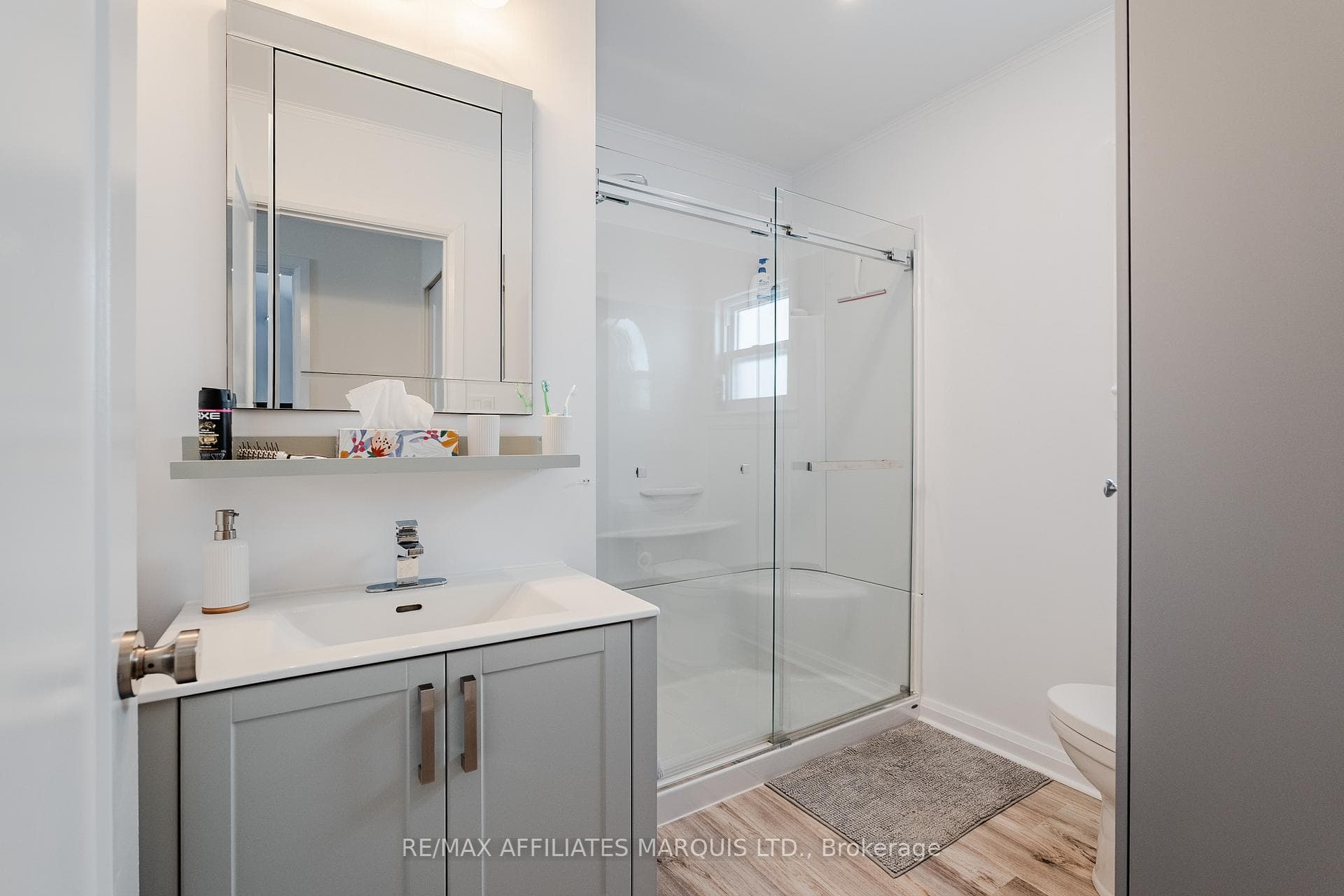 1234 Notre Dame Street photo 11
