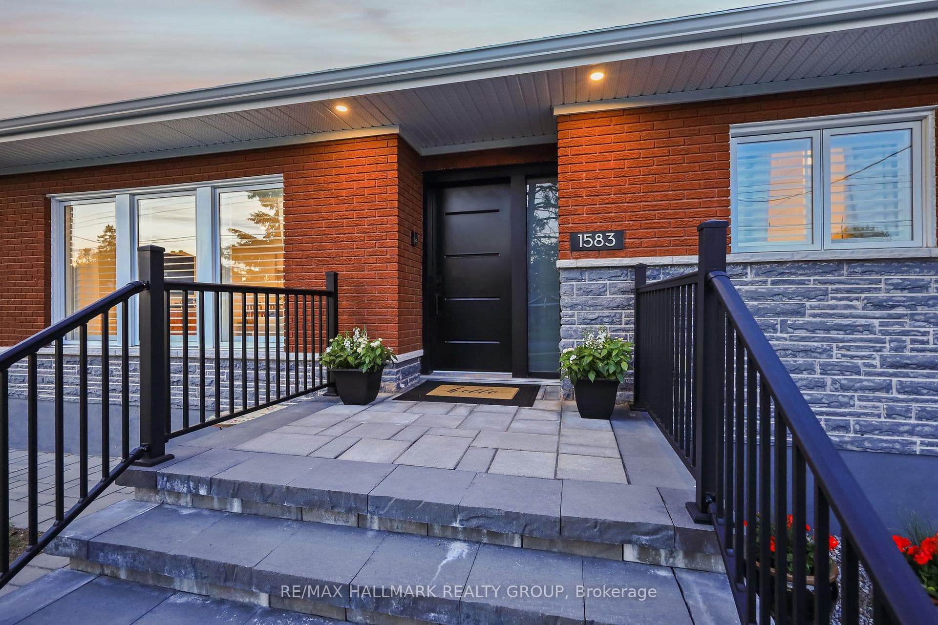 1583 MAXIME Street photo 2