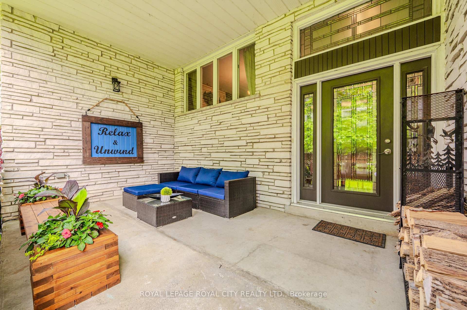 89 William Street photo 6