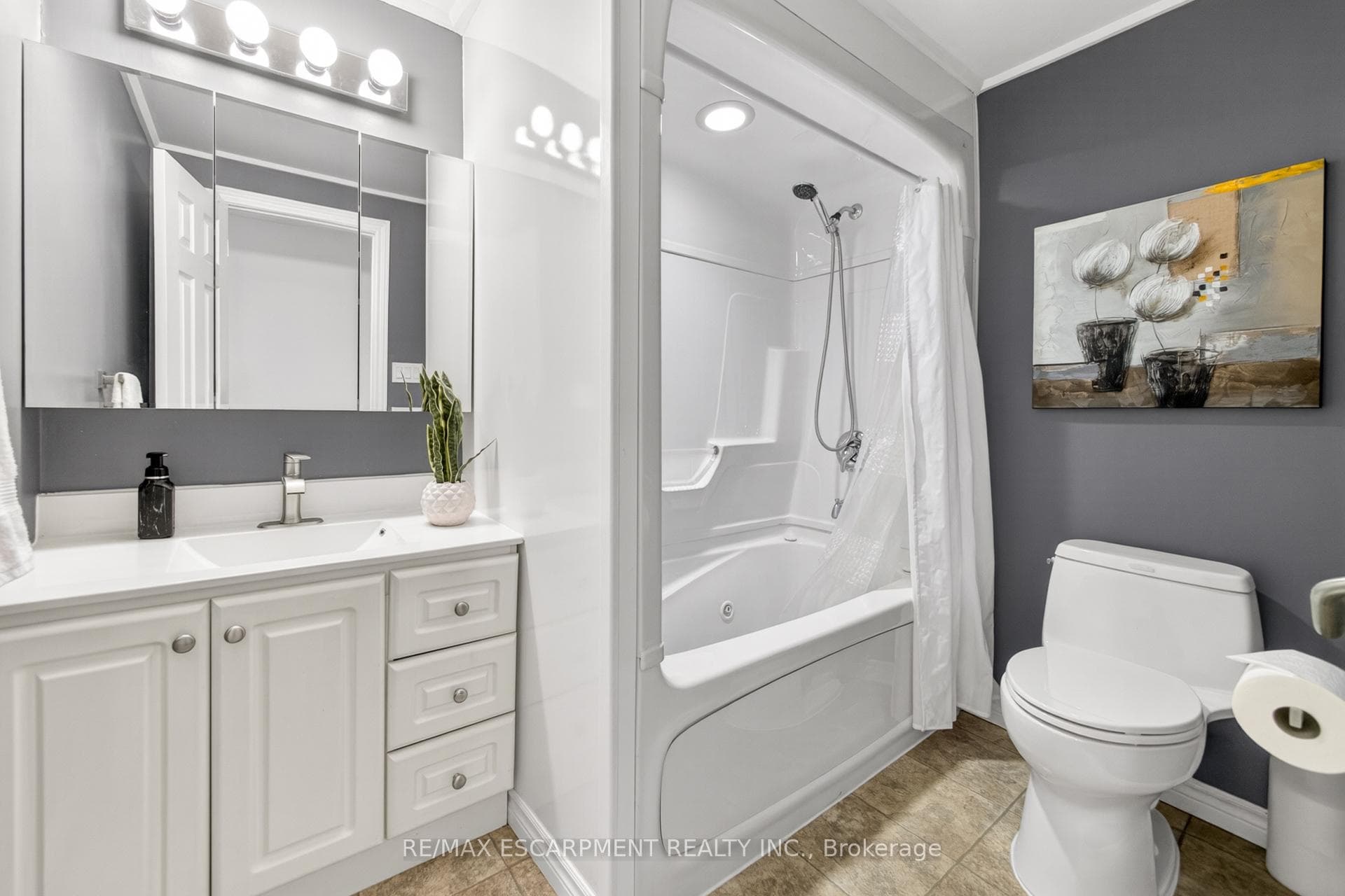 28 Golden Orchard Drive photo 25