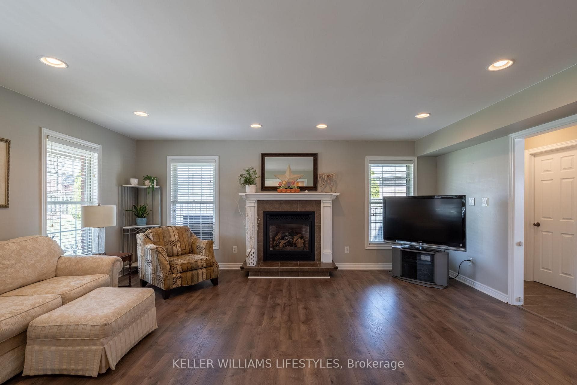 166 Willow Ridge Road photo 4