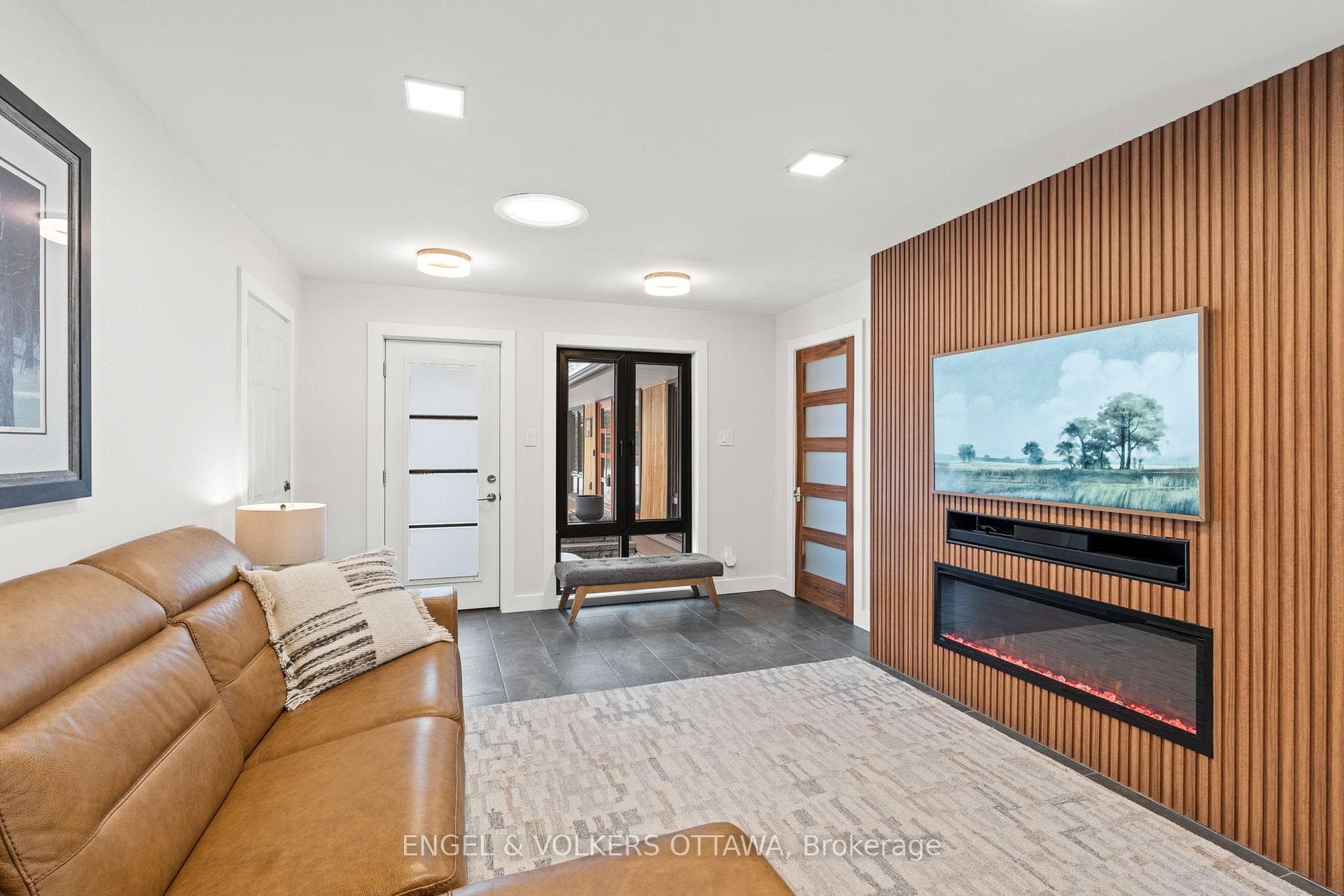 91 Varley Drive photo 22