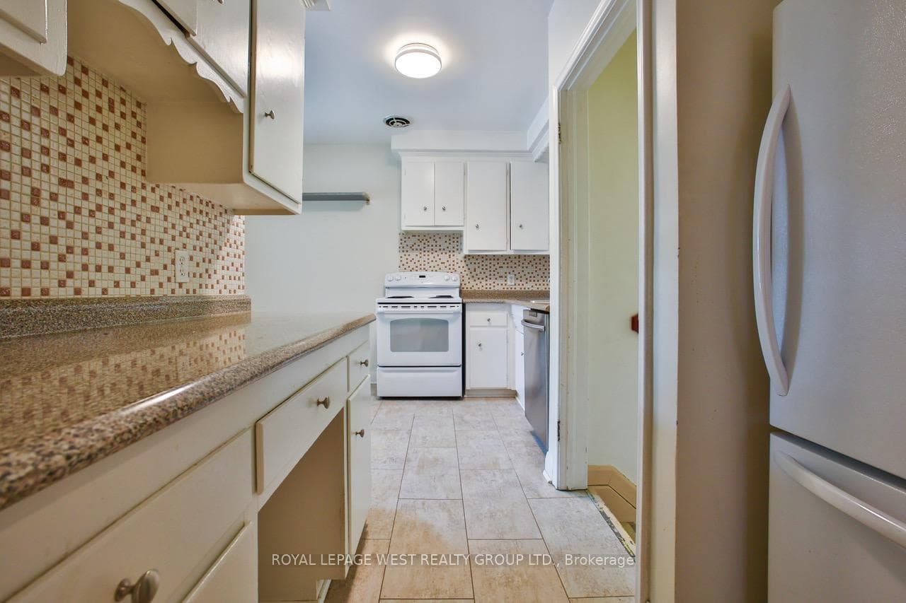 16 Darlington Drive photo 9