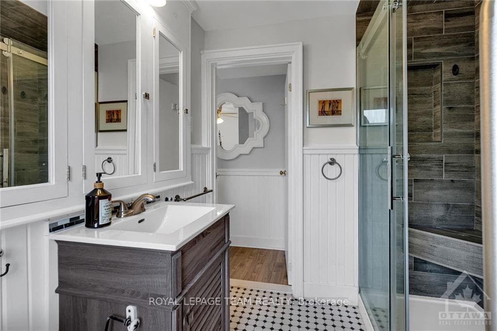 106 ST PATRICK Street photo 21