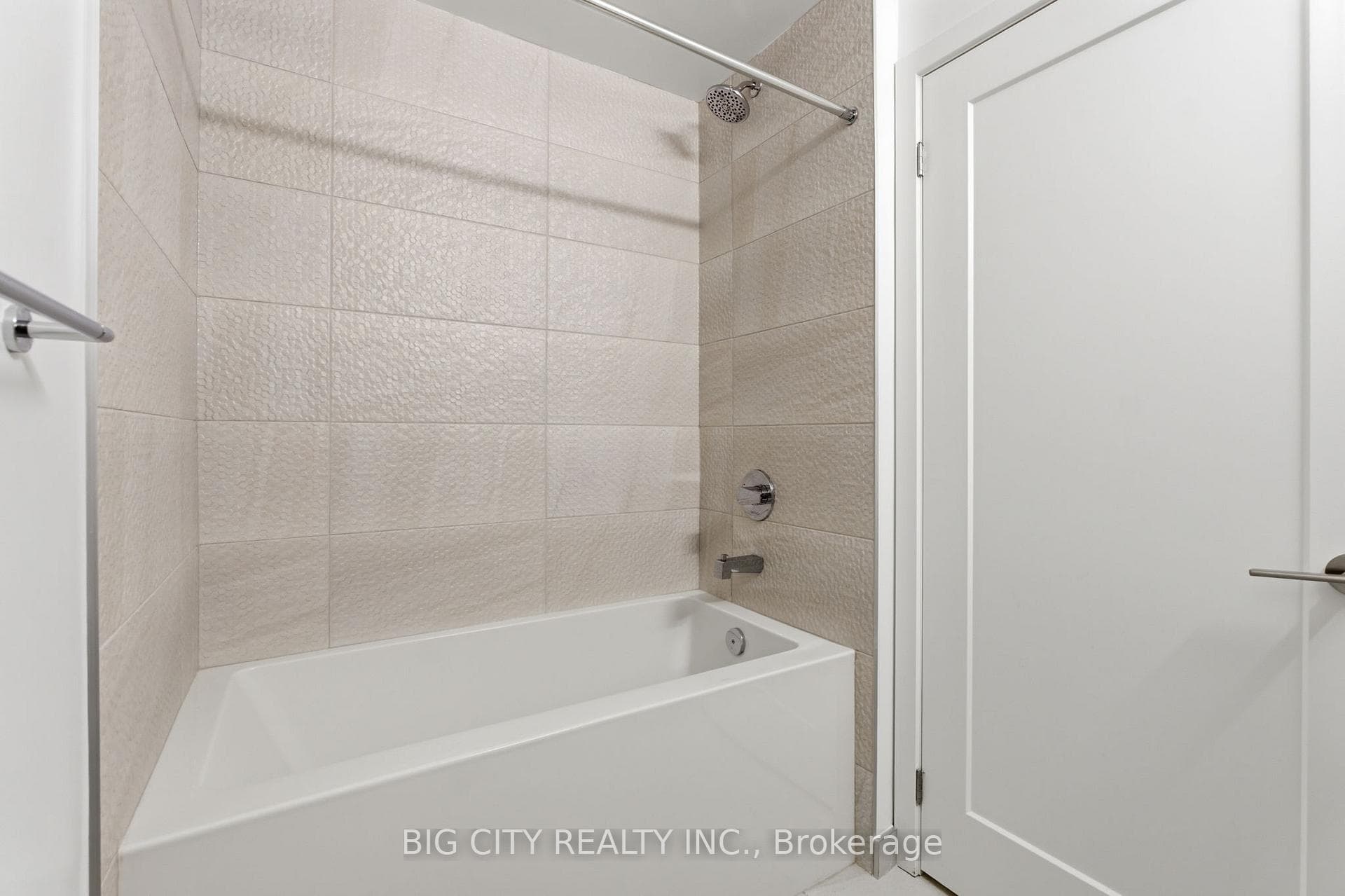 9763 Markham Road Unit 202 photo 16