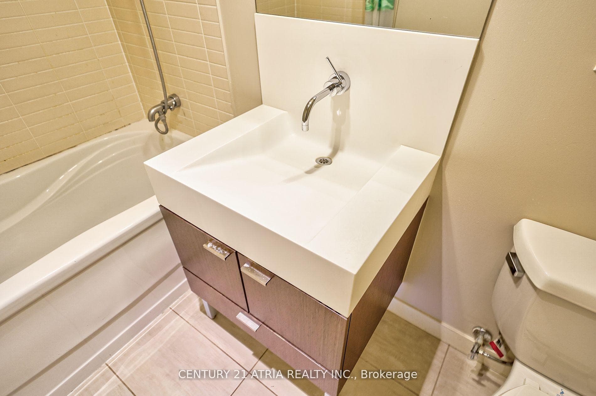 110 Charles Street Unit 1308 photo 36
