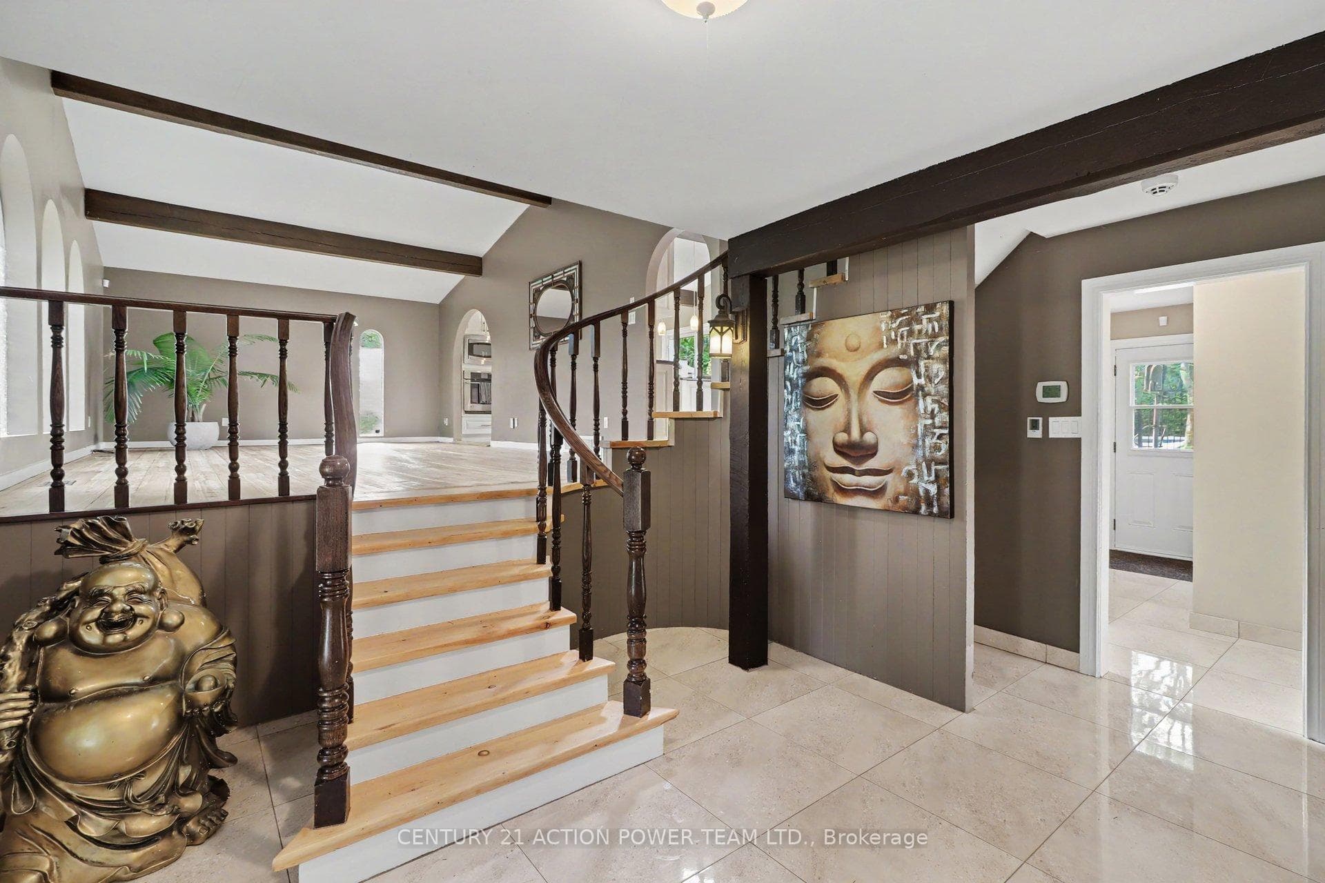 1558 BELLA VISTA Drive photo 7