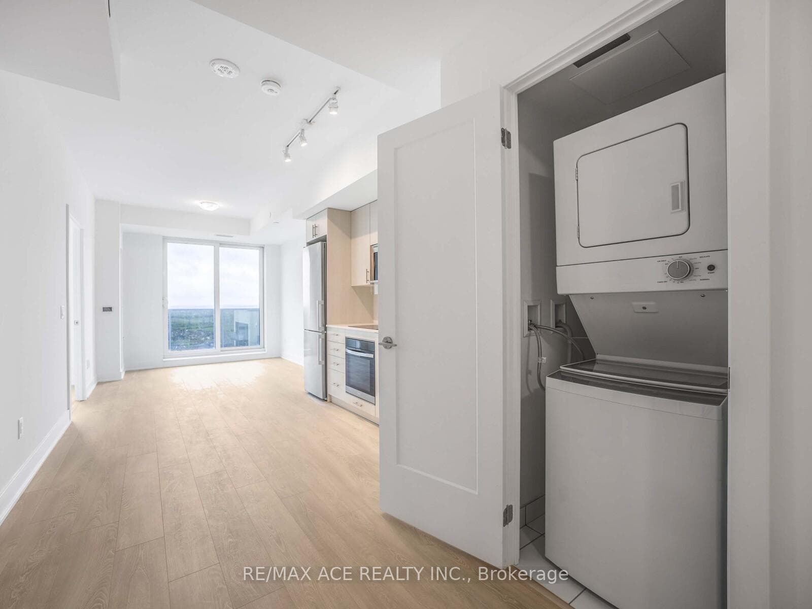2545 Simcoe Street Unit PH 12 photo 24
