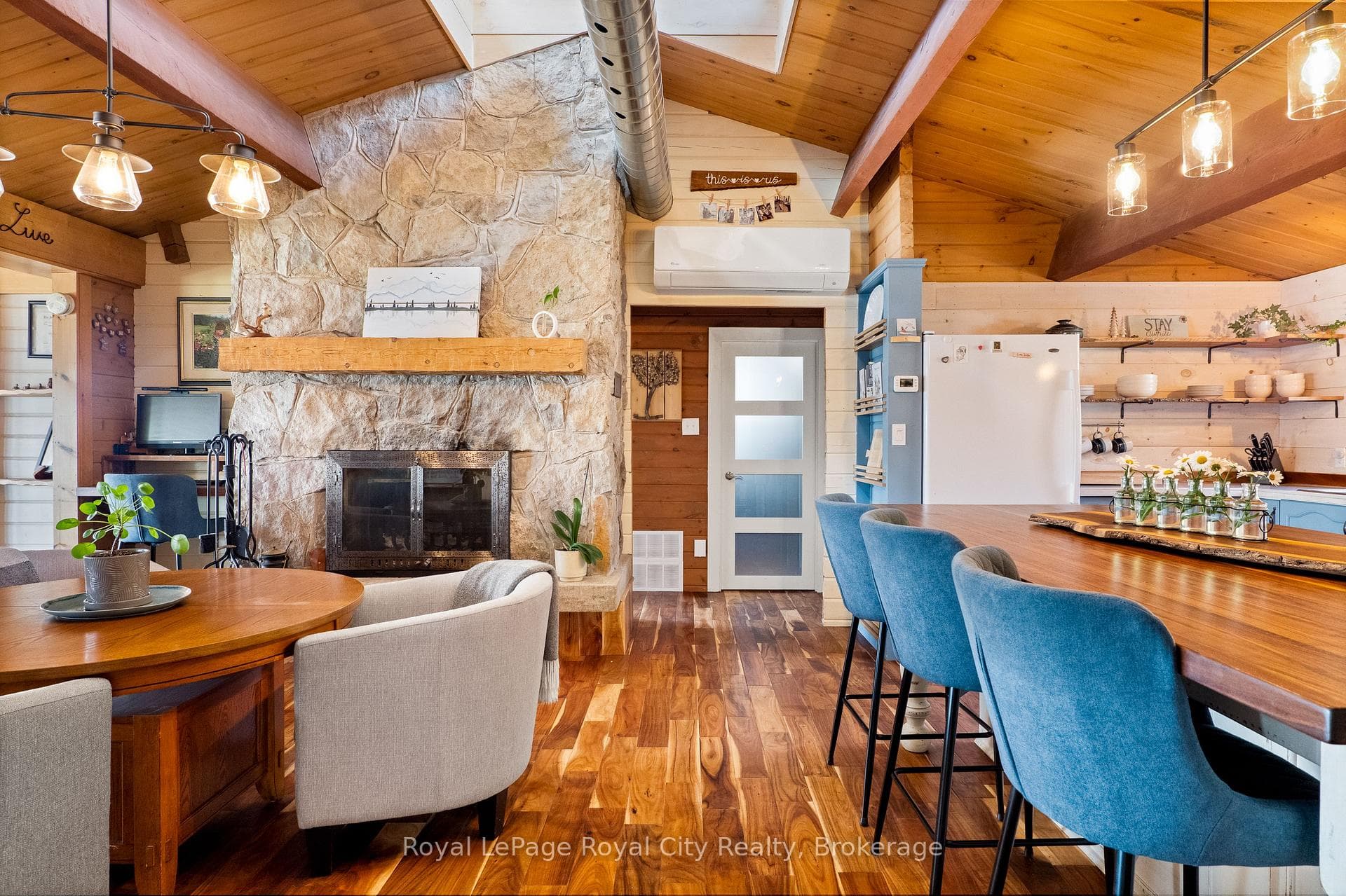 285 Mank Road photo 12