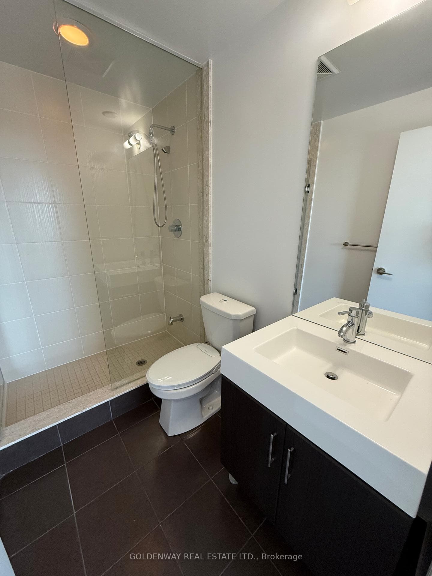 3 pcs Ensuite