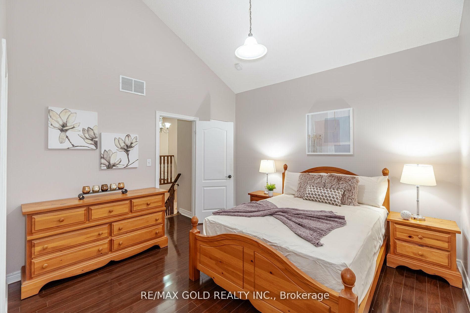 59 Royal Valley Drive photo 16