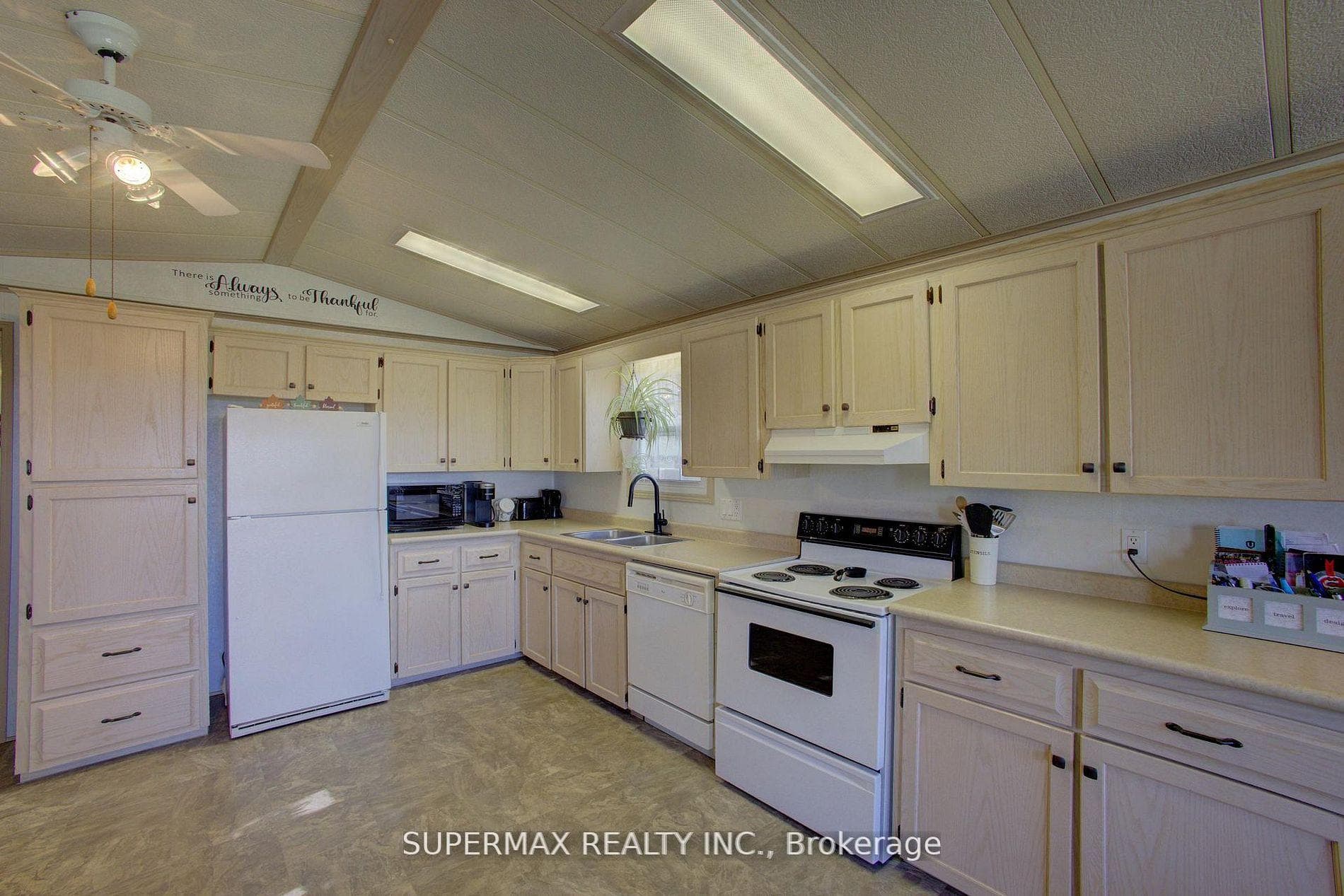 302694 Douglas Street Unit 50 photo 16
