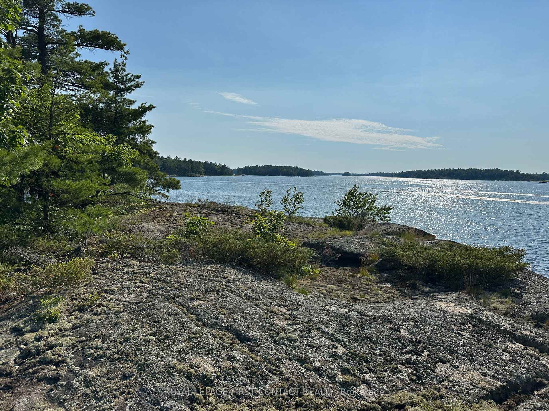 23 A26 Island photo 45