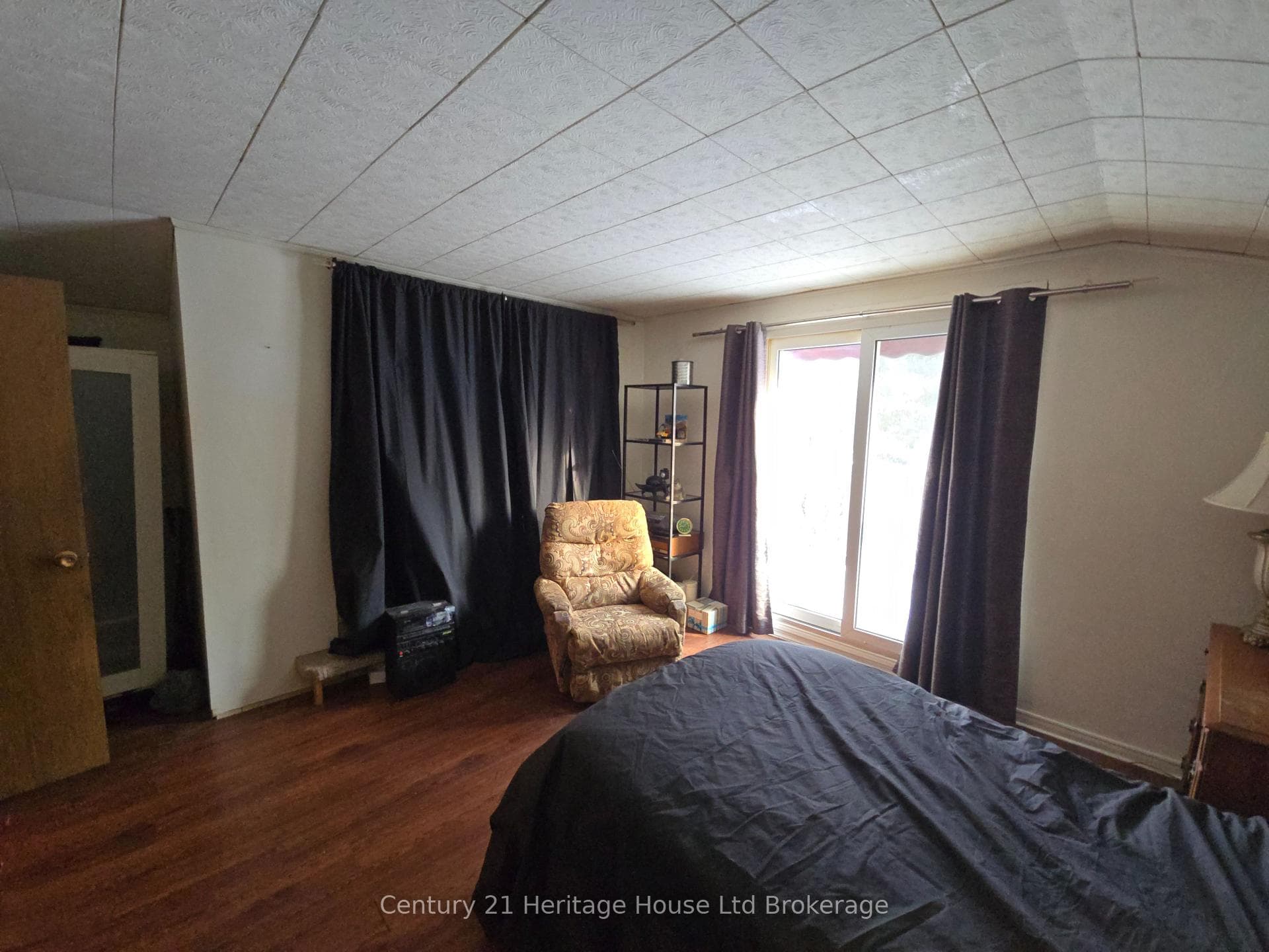 328 Victoria Street photo 22