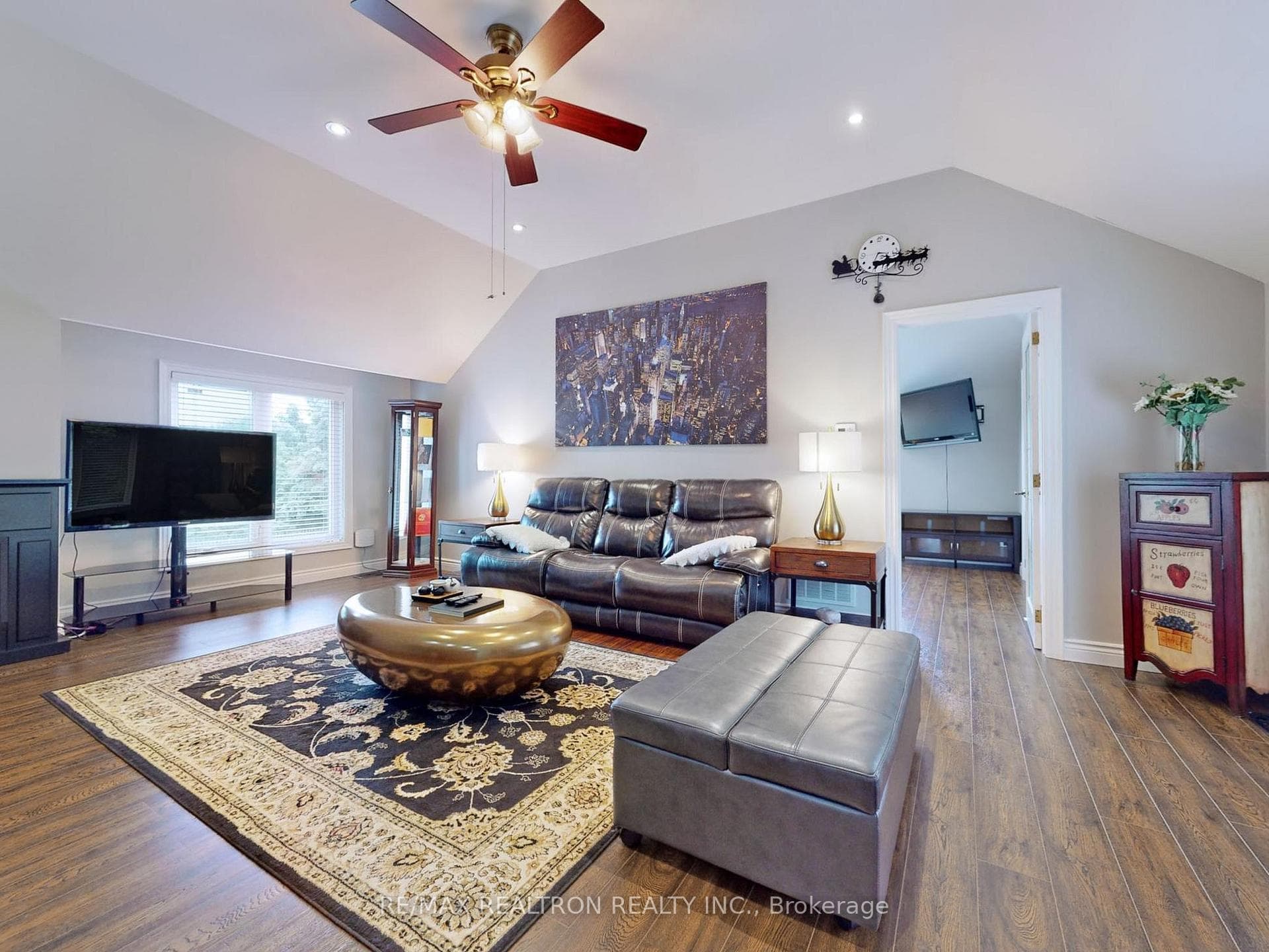 9 Sherrick Drive photo 26