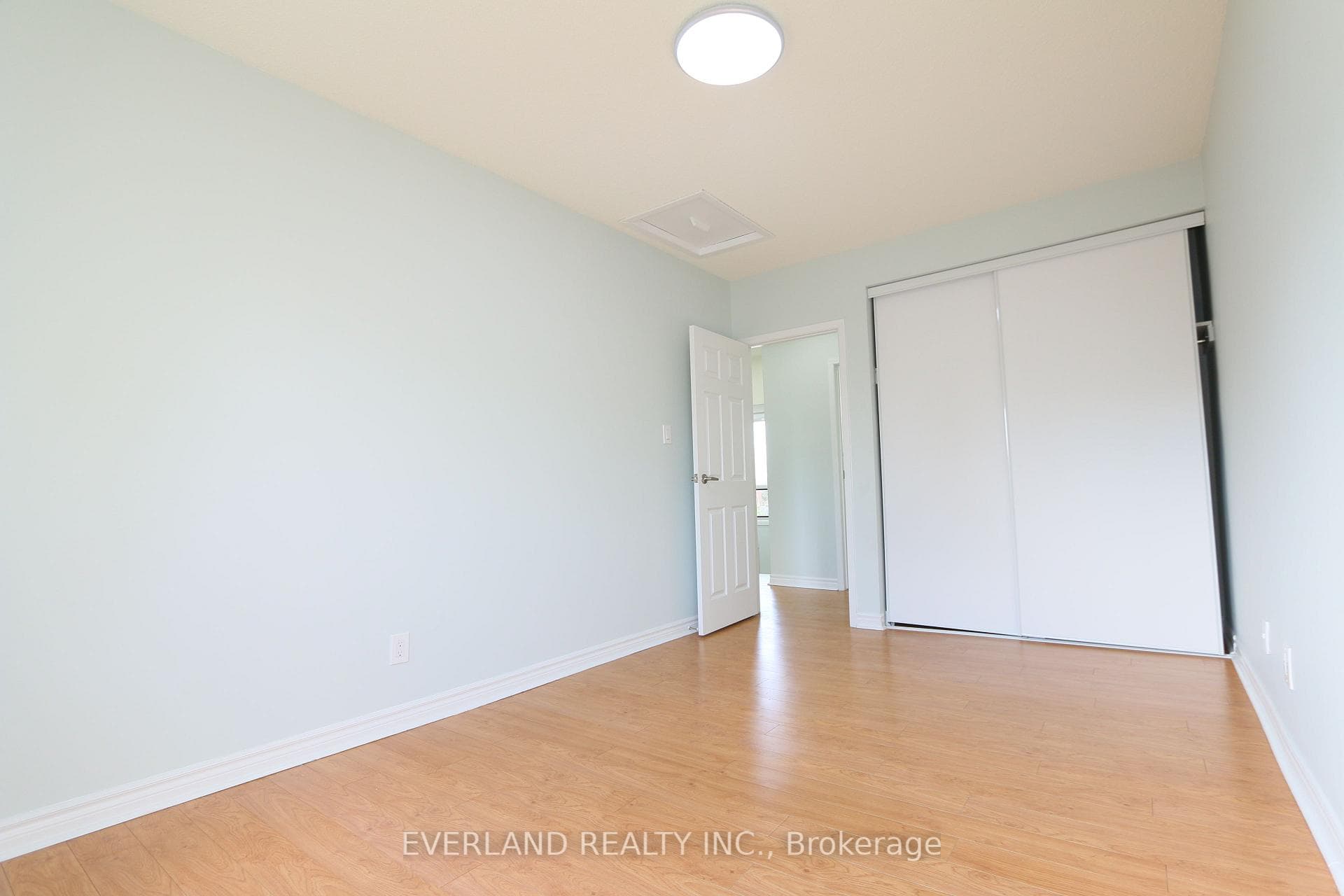 63 Treetops Court photo 26