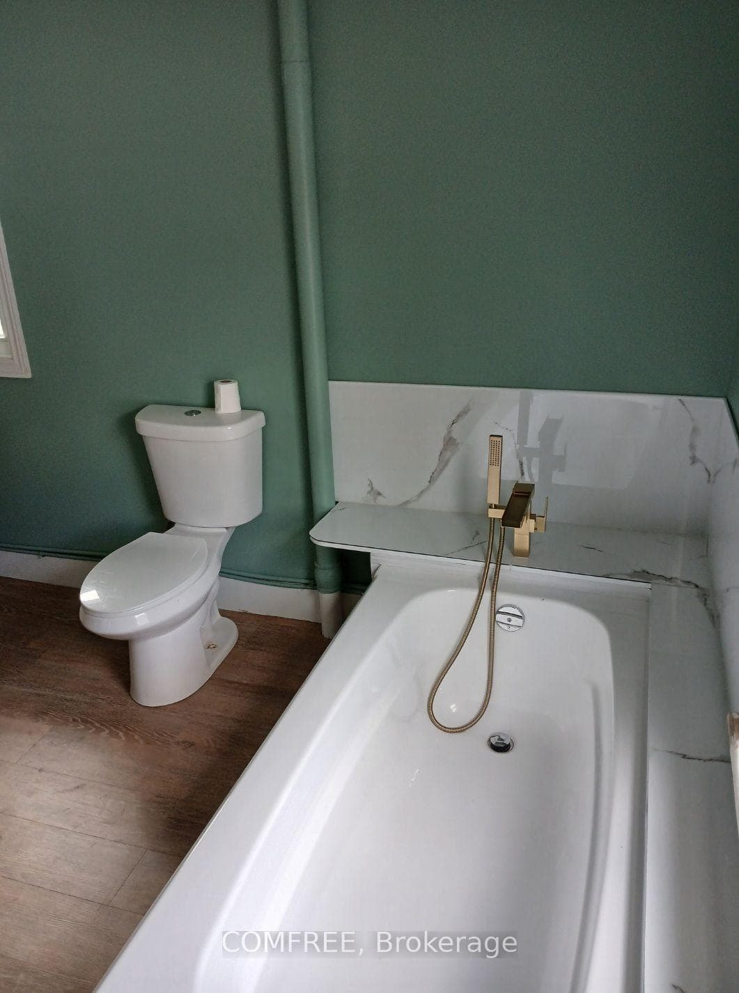2 Miller Street photo 22