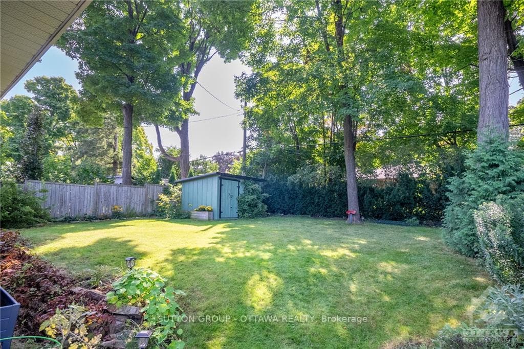 478 CORONATION Avenue photo 24