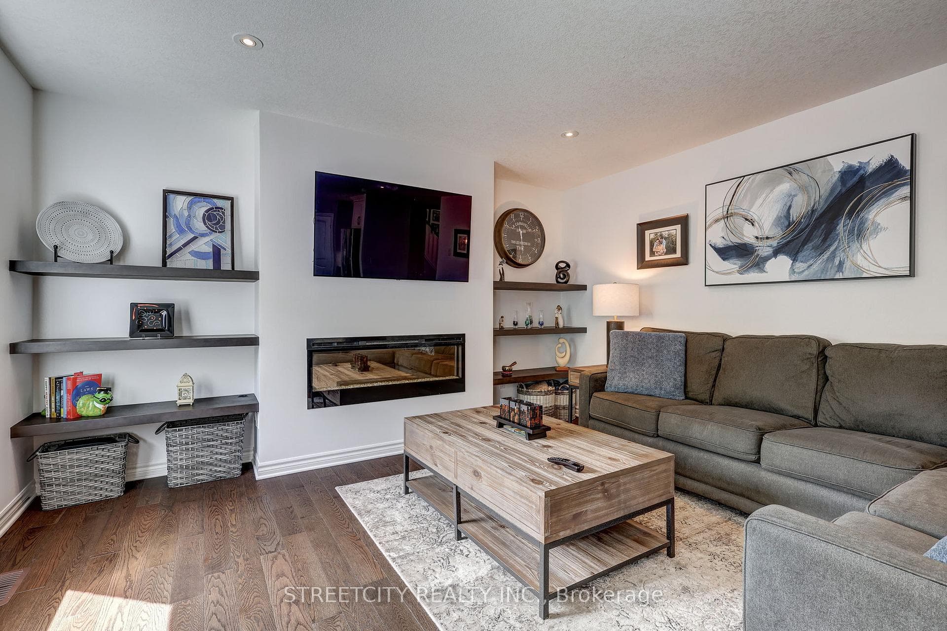 101 Peach Tree Boulevard photo 10
