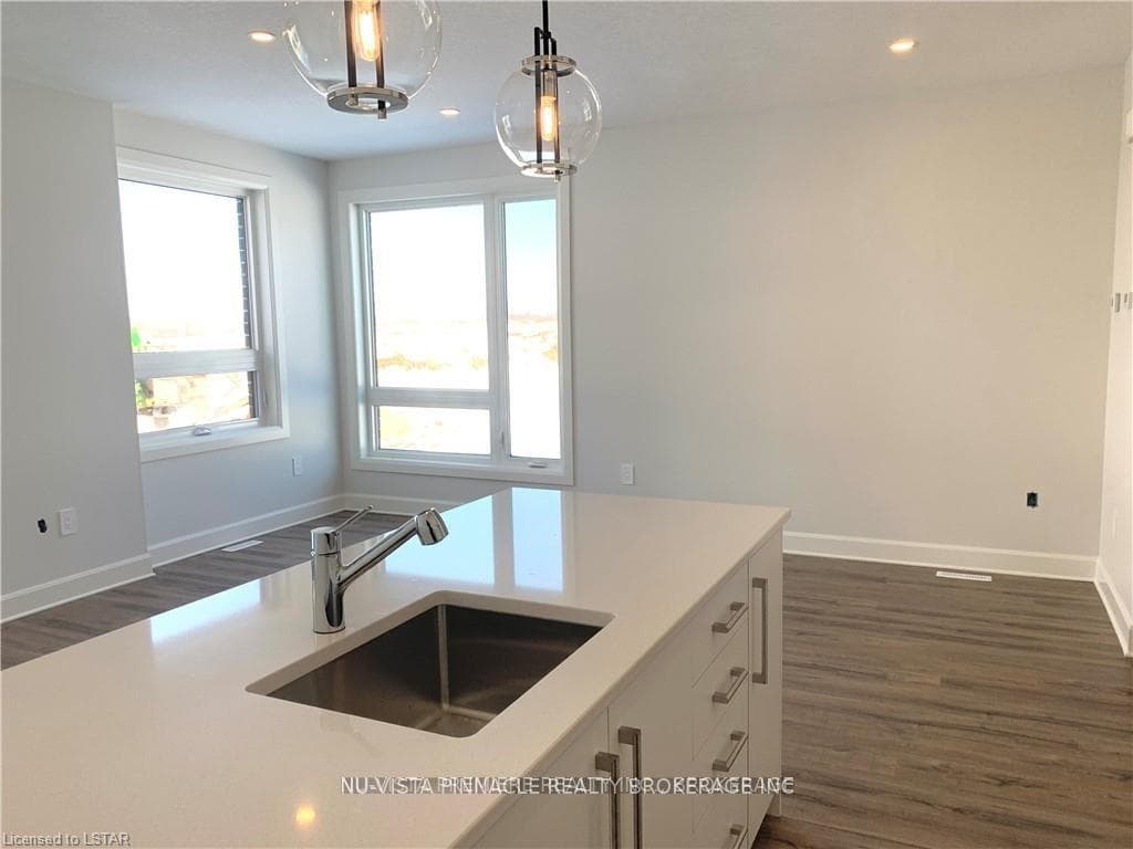 175 DOAN Drive Unit 148 photo 14