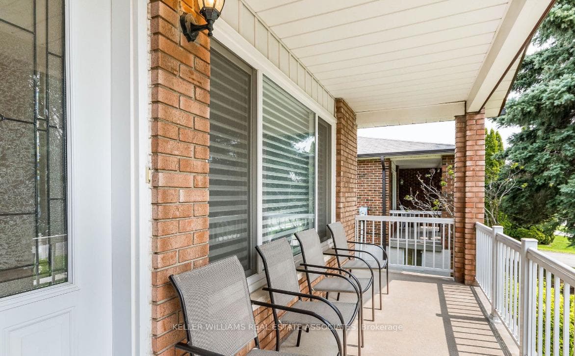 23 Jayfield Road Unit UPPER photo 3