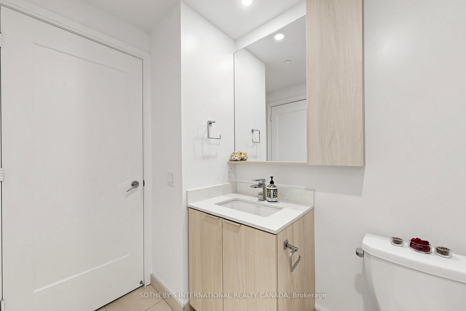 65 Annie Craig Drive Unit 1201 photo 21