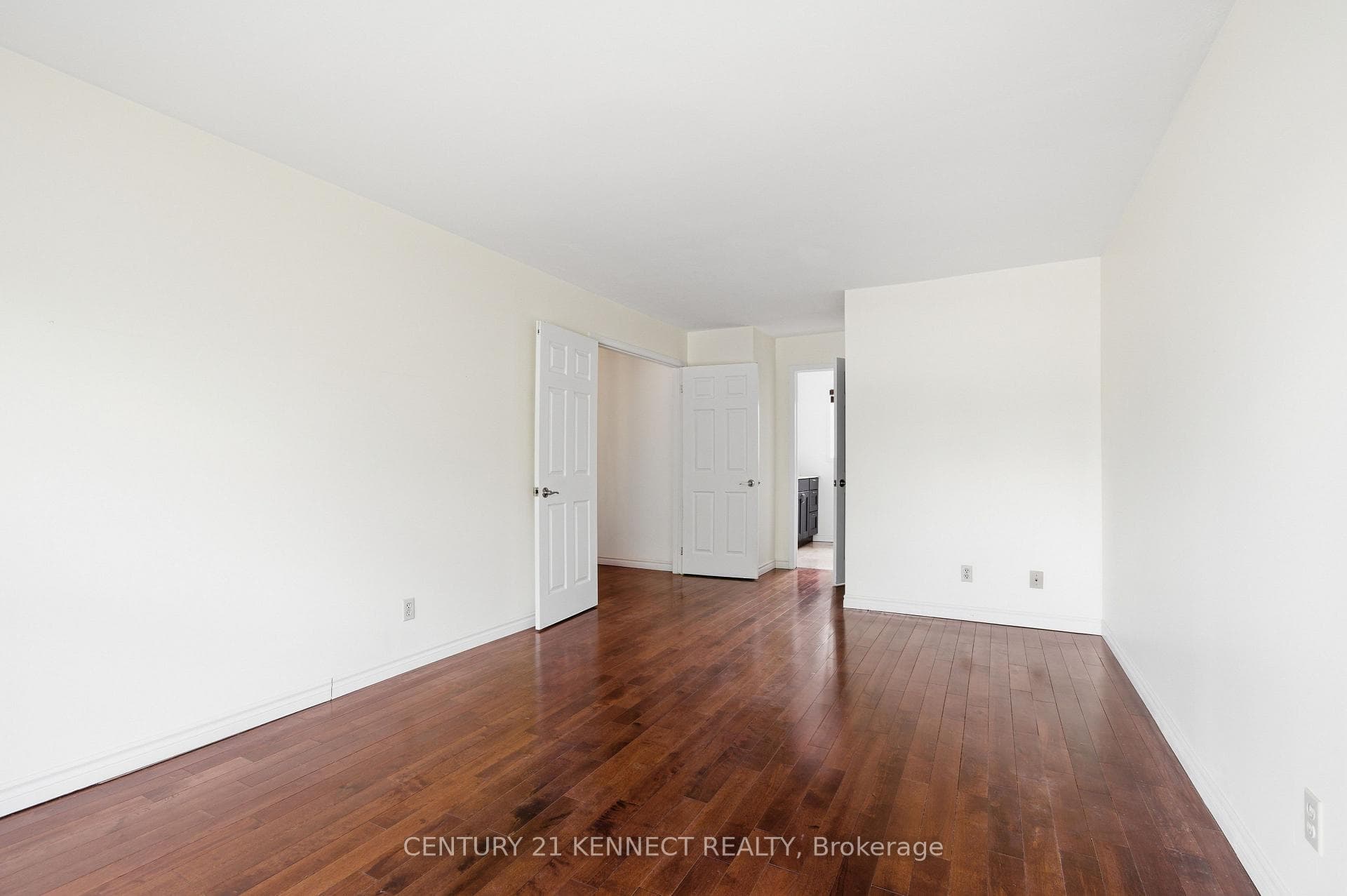 848 Fairlawn Avenue photo 18