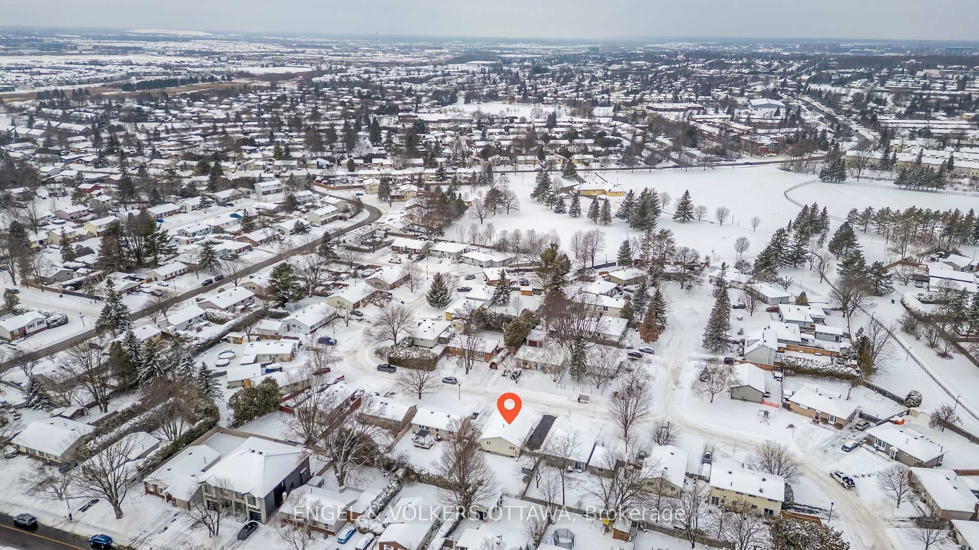 17 Ballantrae Way photo 41
