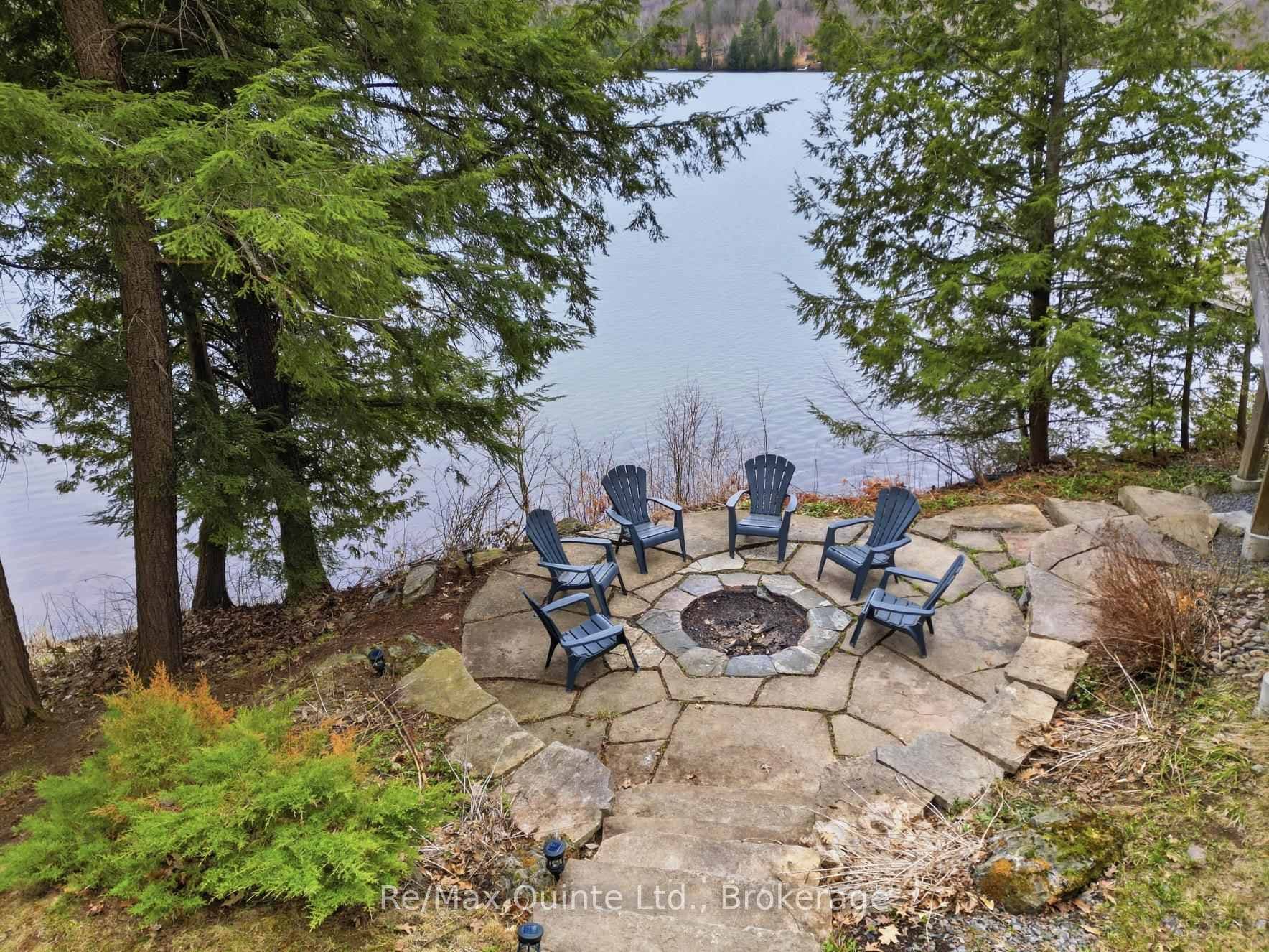 203 Faradale Drive photo 32