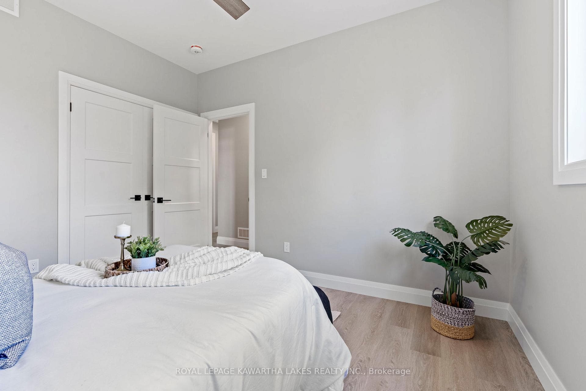 29 Riverside Drive photo 34