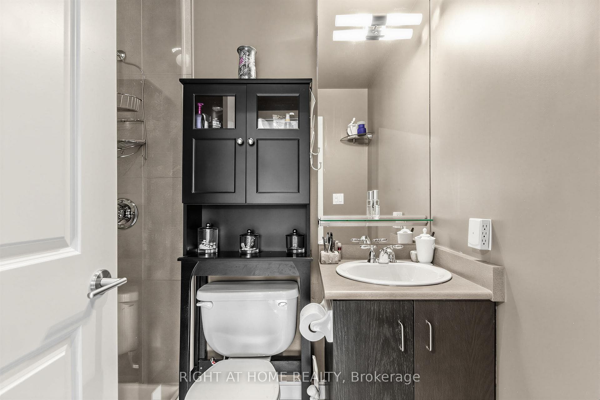 Ensuite