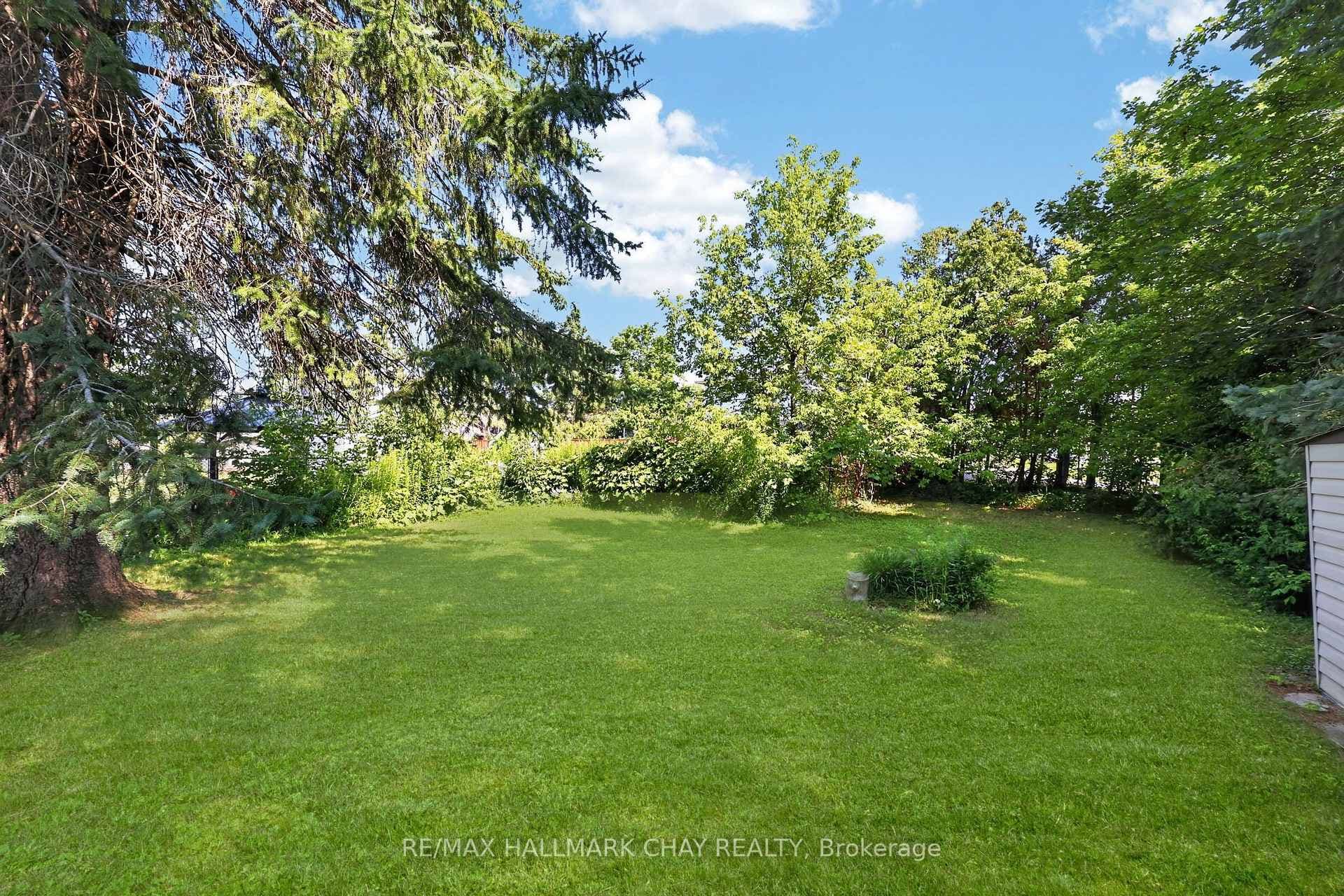 348 Grove Street photo 18