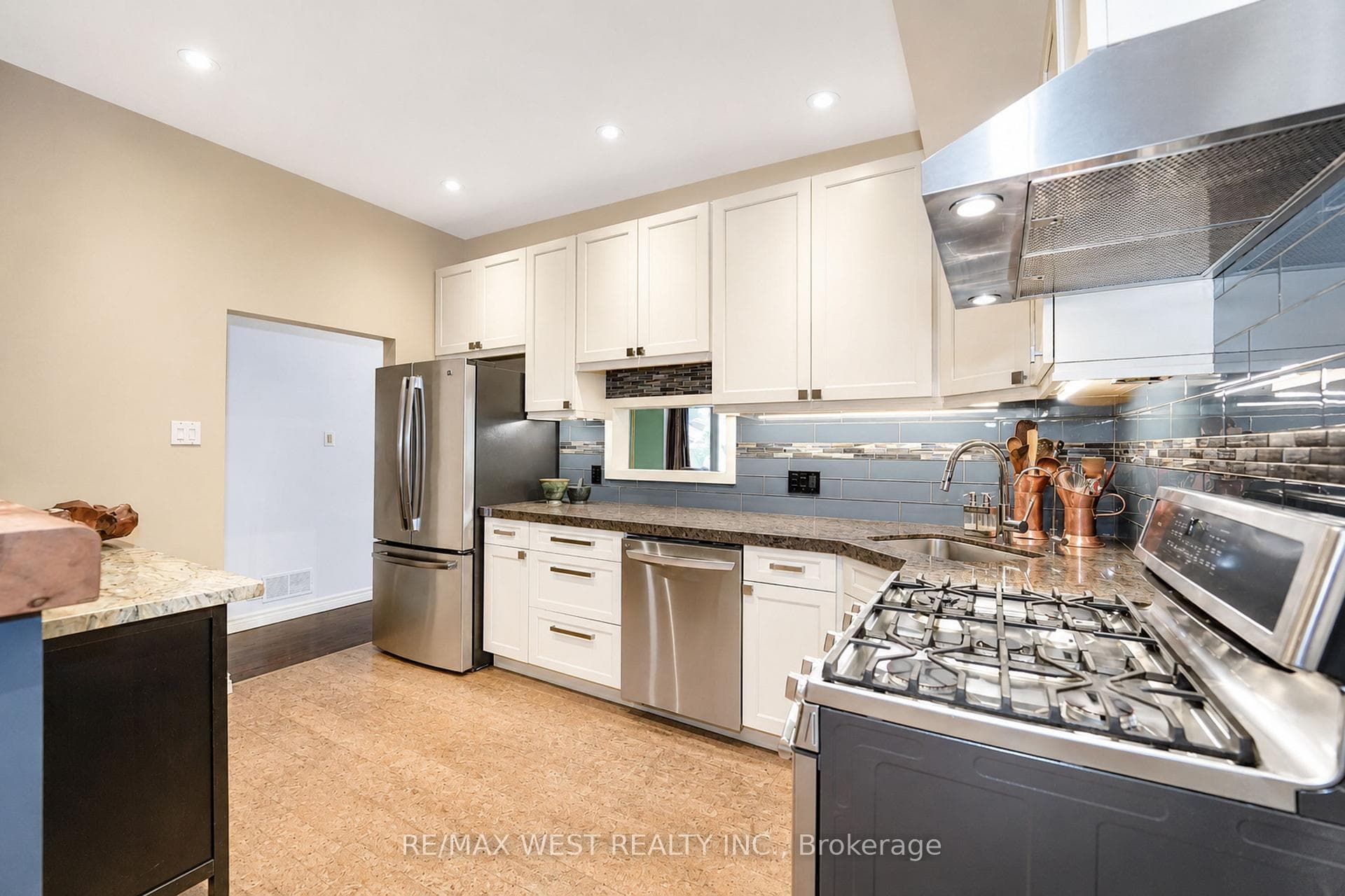 143 Botany Hill Road photo 3