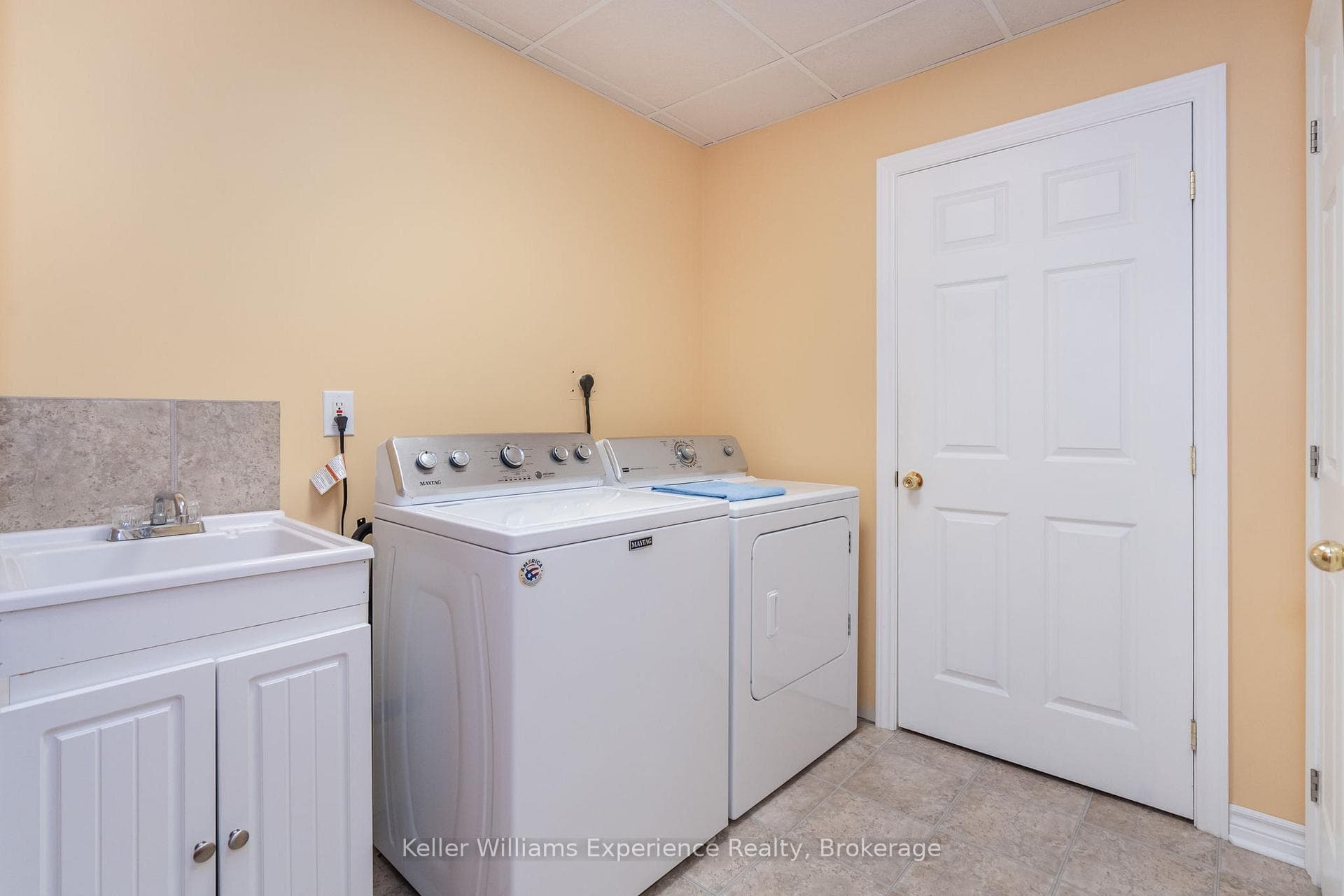 16 ST AMANT Road photo 31