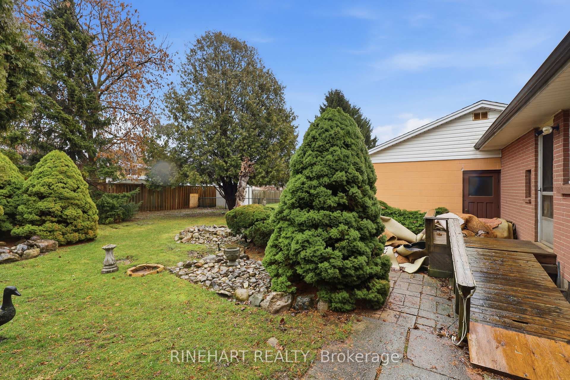 164 Bancroft Road photo 27