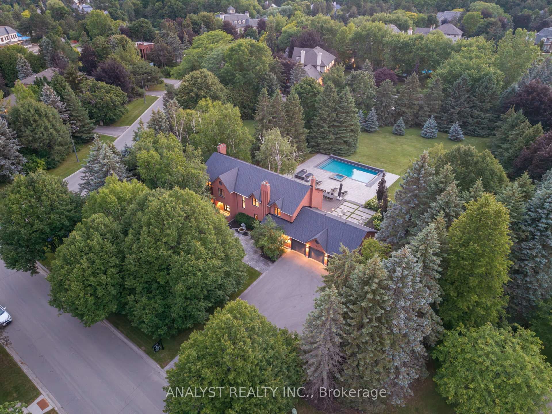 20 Fenyrose Crescent photo 37
