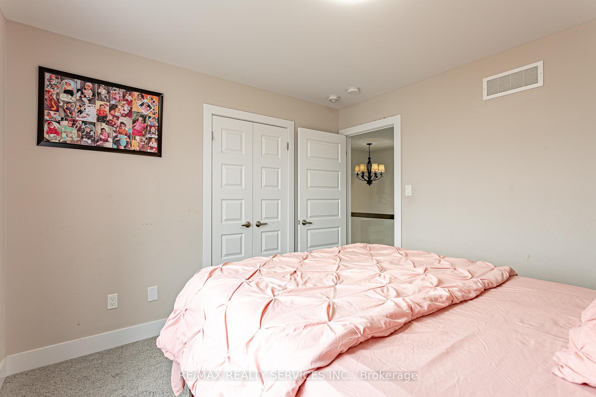 2227 Evans Boulevard photo 23