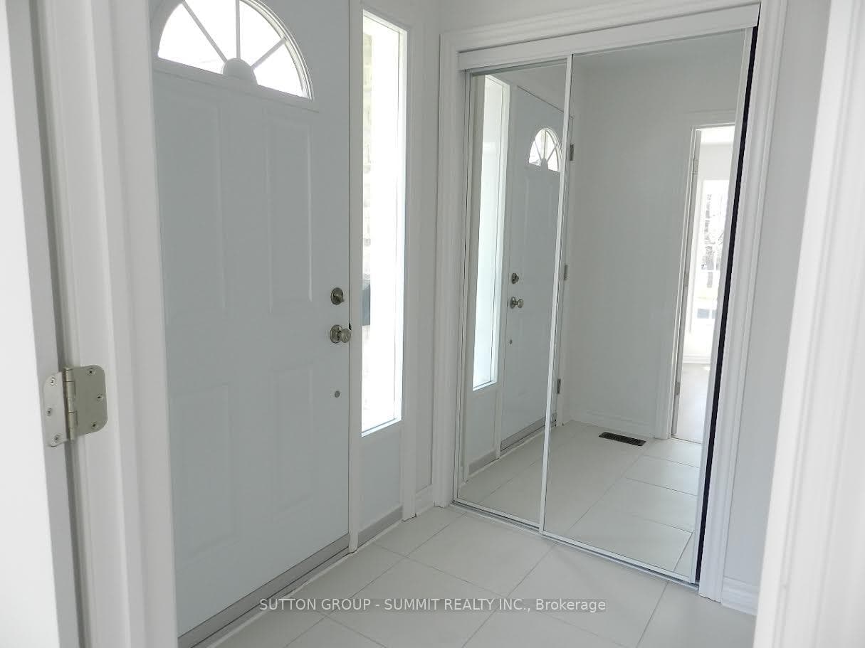 5305 GLEN ERIN Drive Unit 57B photo 2