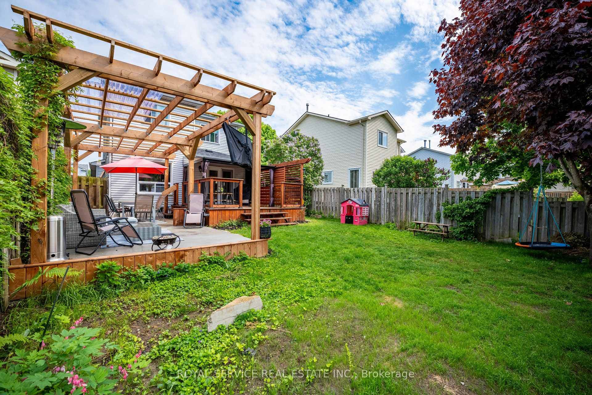 13 Burnham Boulevard photo 13