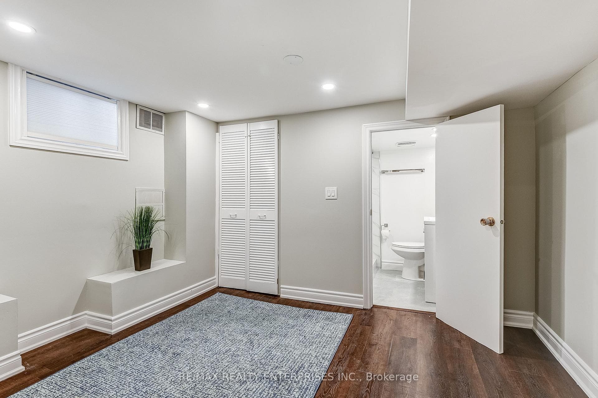 31 Chatterton Boulevard photo 11