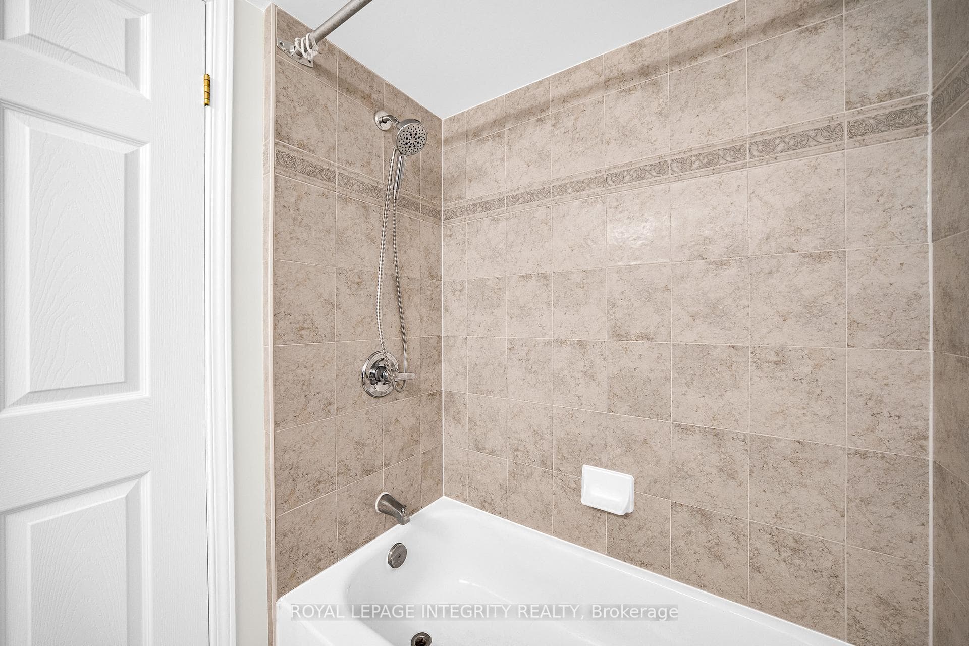 310 Central Park Drive Unit 6Q photo 23