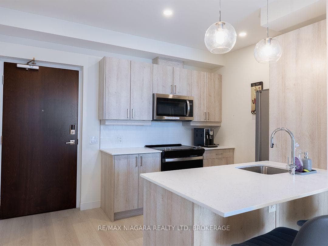 118 West Street Unit 508 photo 7