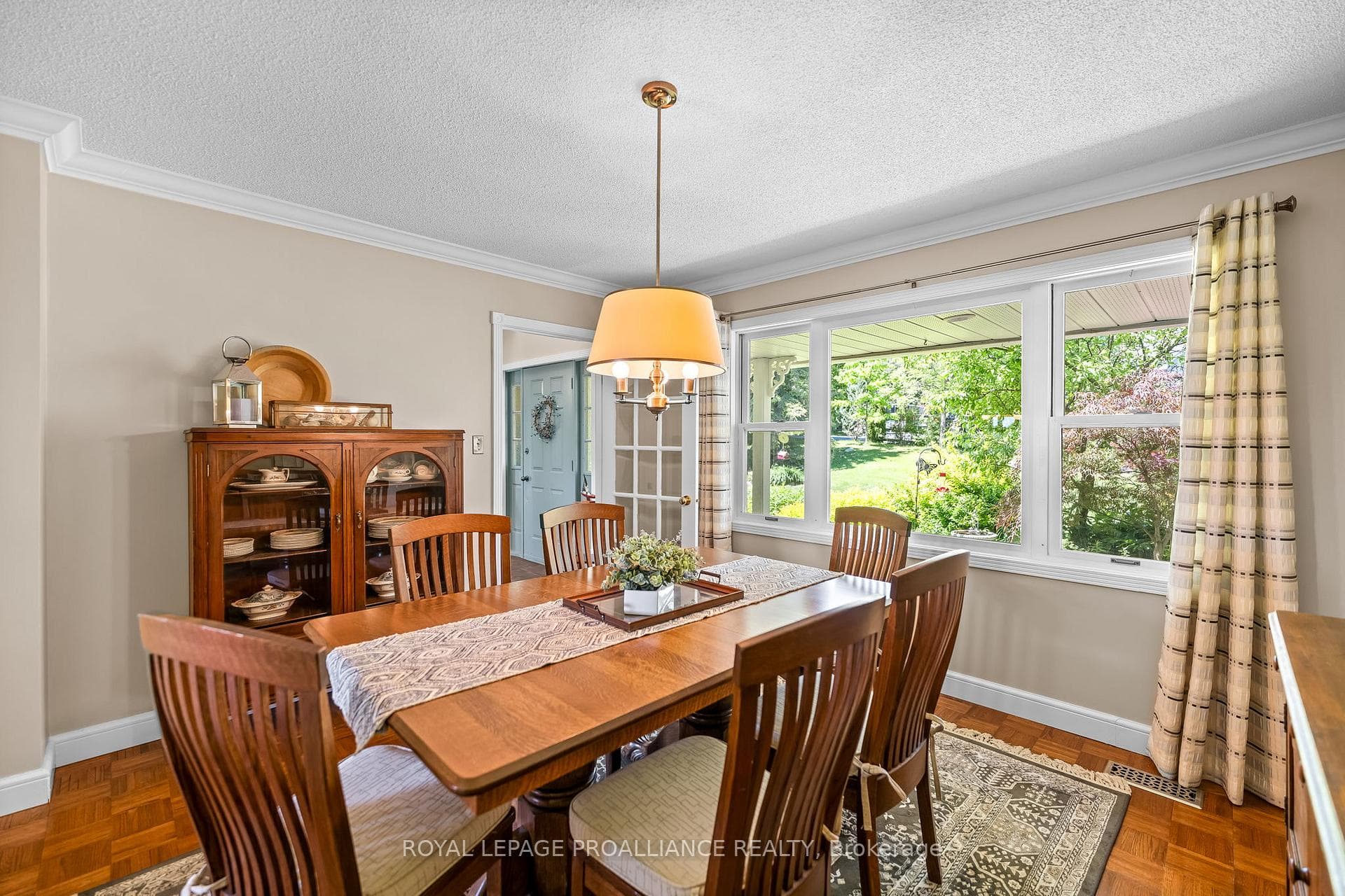 493 Downs Road photo 14