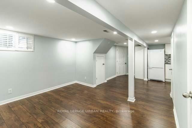 244 Parkview Hill Crescent Unit Lower photo 5