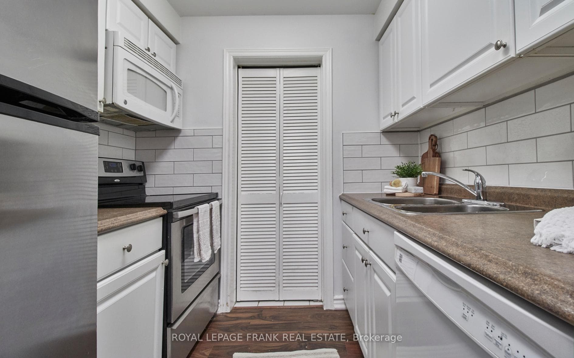 189 Lake Driveway Drive Unit 111 photo 16