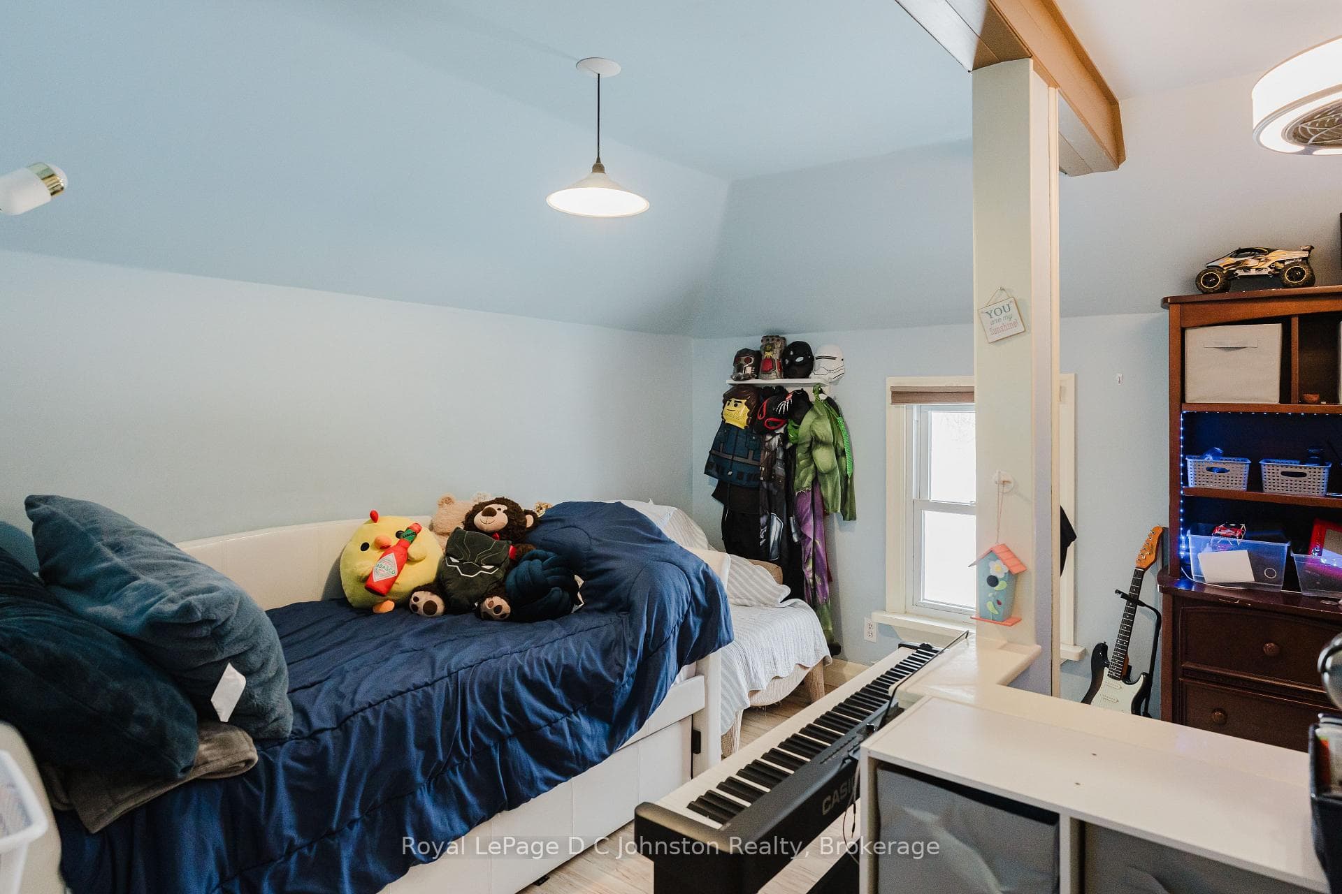 2nd floor bedroom 2 w/loft