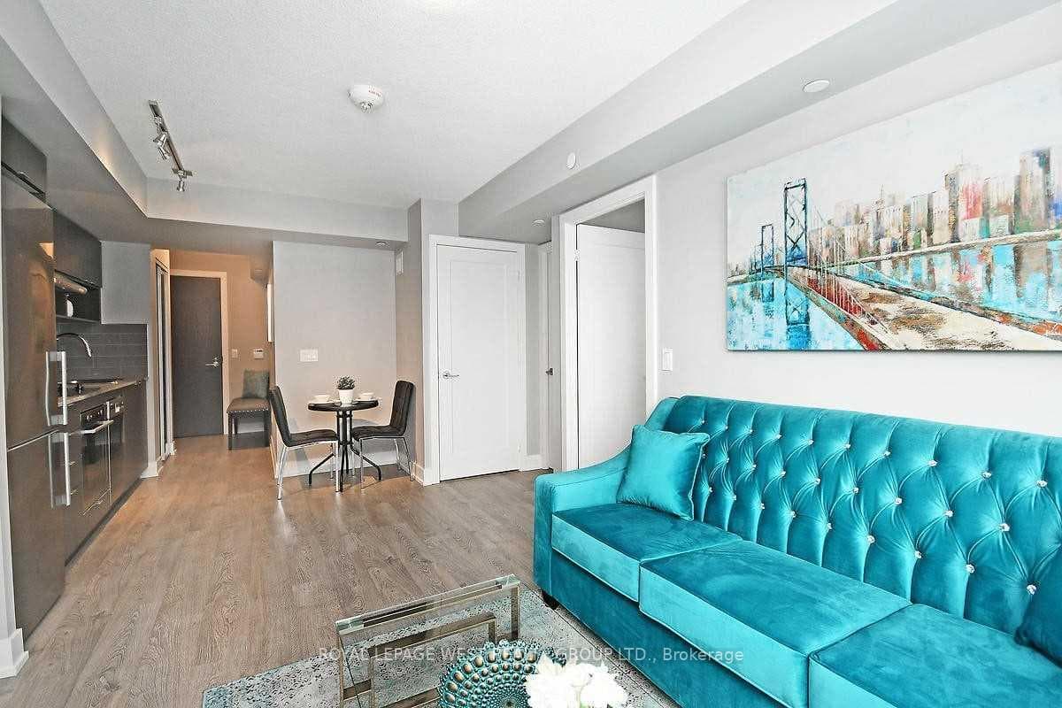 7 Mabelle Avenue Unit 1605 photo 16