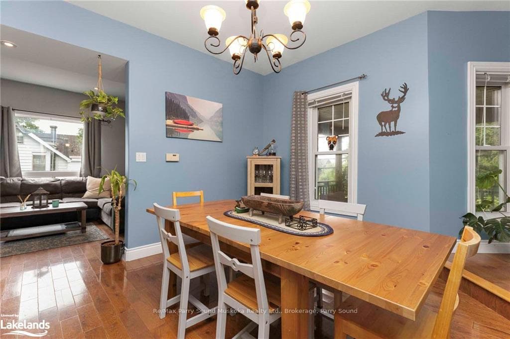 125 GIBSON Street photo 18